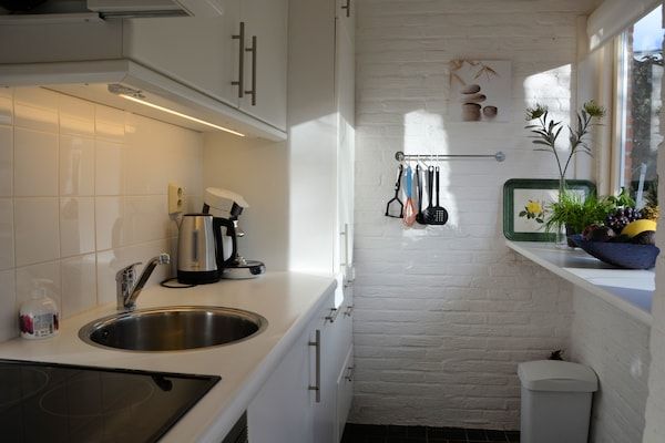 Keuken - Bungalow in Noordwijkerhout bij Meer in Noordwijkerhout (4)