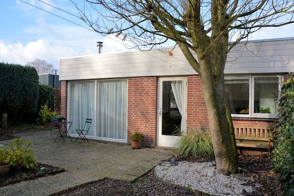 Buitenkant - Bungalow in Noordwijkerhout bij Meer in Noordwijkerhout (1)