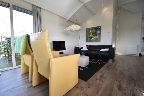 Woonkamer - Vakantiehuis Kattendijke bij Oosterschelde in Kattendijke (1)