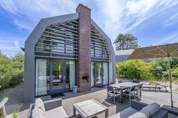 Buitenkant - Prachtig vakantiehuis met terras in Egmond aan den Hoef (5)