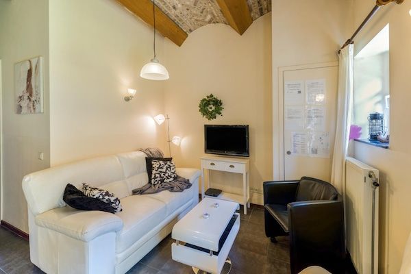 Woonkamer - Landelijk appartement met uitzicht in Mesch-Eijsden (1)