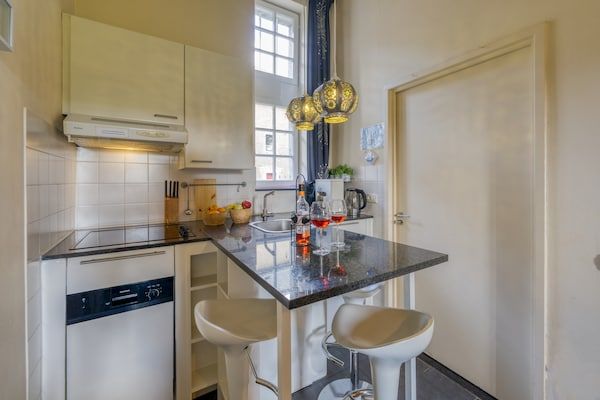 Keuken - Appartement in Mesch nabij het stadscentrum in Mesch-Eijsden (4)