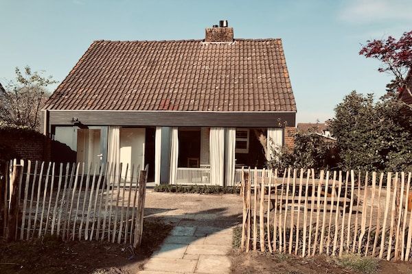 Buitenkant - Vakantiehuis in Noordwijkerhout bij Meer in Noordwijkerhout (5)