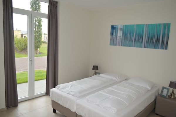Slaapkamer - Vakantiehuis in Maastricht met terras in Bemelen (4)