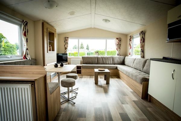 Woonkamer - Appartement in Nederland bij attracties in Udenhout (2)