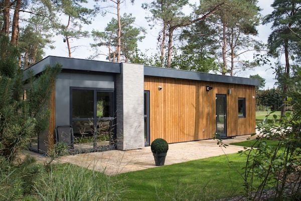 Buitenkant - Modern chalet bij Nationaal Park De Veluwe in Otterlo (1)