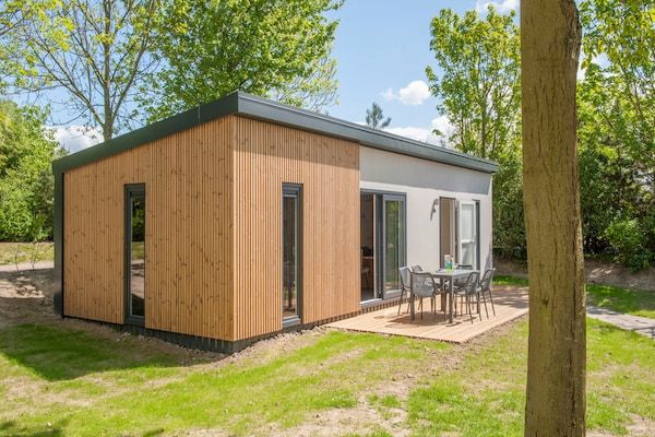 Buitenkant - Chalet nabij Hunebedcentrum in Borger (1)