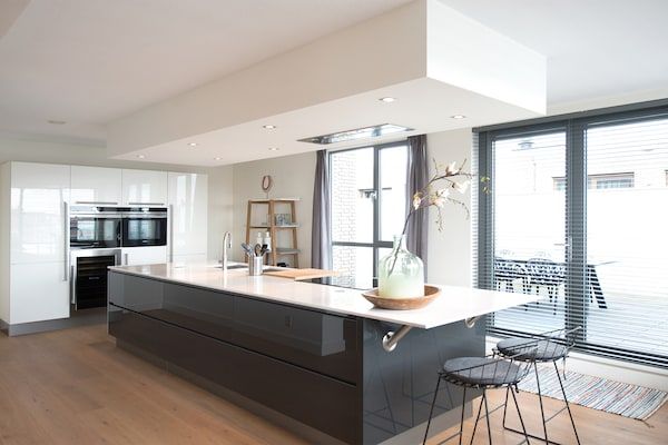 Keuken - Luxe penthouse met dakterras in Scheveningen (3)