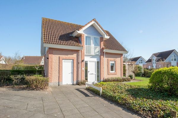 Buitenkant - Villa in Nederland dicht bij het strand in Kamperland (1)