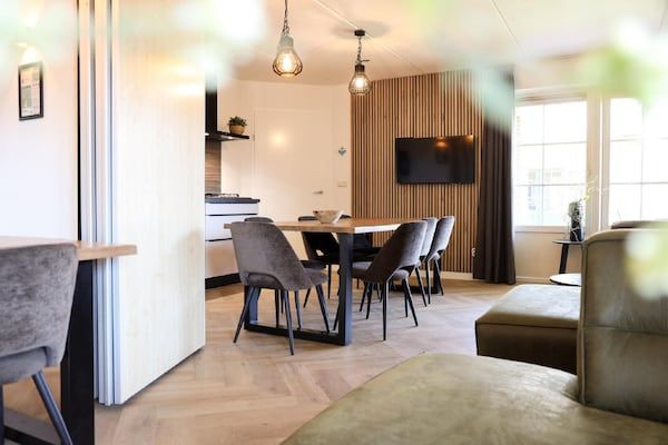 Eetkamer - Bungalow in Nederland met Groepsruimte in Voorthuizen (2)