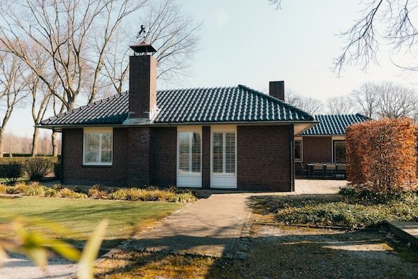 Buitenkant - Villa in Nederland met Privézwembad in Voorthuizen (1)
