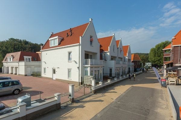 Buitenkant - Luxe appartement in Koudekerke met sauna in Koudekerke (2)