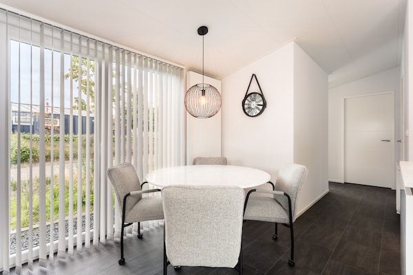 Woonkamer - Huis in Zeeland bij Oosterschelde in Wemeldinge (5)