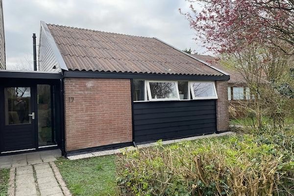 Buitenkant - Vakantiehuis Warmenhuizen bij Duinen in Warmenhuizen (1)
