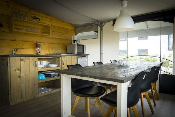 Keuken - Tentlodge bij Loonse en Drunense Duinen in Udenhout (5)