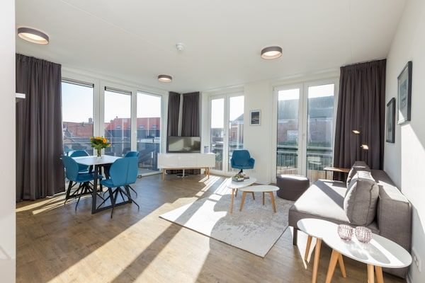 Woonkamer - Zoutelande Strand Luxe Appartement in Zoutelande (4)