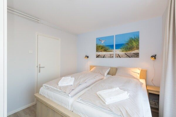 Slaapkamer - Appartement in Zoutelande bij Strand in Zoutelande (4)