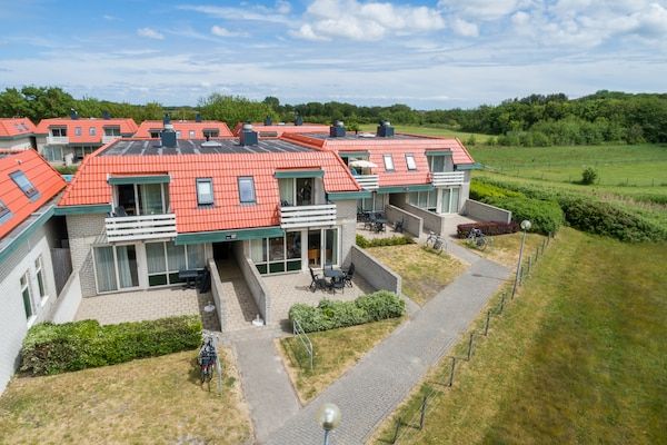 Buitenkant - Appartement op Texel bij De Koog Centrum in De Koog Texel (1)