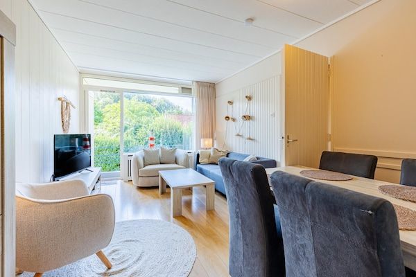 Woonkamer - Appartement in Vlissingen bij het strand in Vlissingen (1)