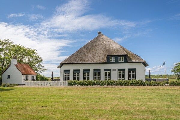 Buitenkant - Boerderij in De Cocksdorp bij De Slufter in De Cocksdorp - Texel (4)
