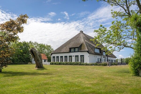 Buitenkant - Boerderij in De Cocksdorp bij De Slufter in De Cocksdorp - Texel (5)