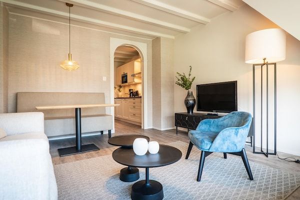 Woonkamer - Boerderijappartement Nabij De Slufter in De Cocksdorp Texel (5)