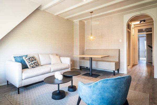 Woonkamer - Boerderijappartement Nabij De Slufter in De Cocksdorp Texel (2)
