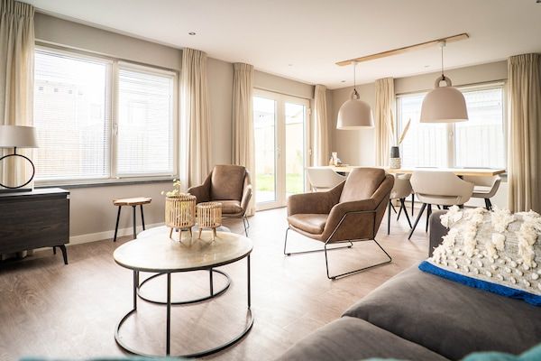 Woonkamer - Bungalow op Texel bij De Slufter in De Cocksdorp (4)