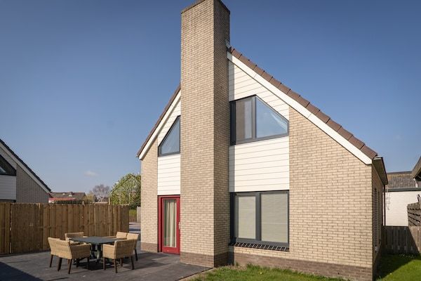 Buitenkant - Bungalow op Texel bij De Slufter in De Cocksdorp (1)