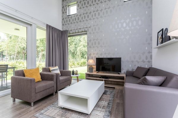 Woonkamer - Bungalow in Limburg bij Designer Outlet in Roggel (2)