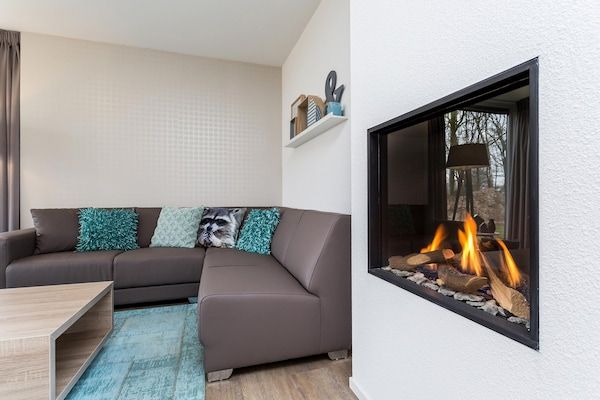 Woonkamer - Bungalow in Limburg met Speeltuin in Roggel (2)