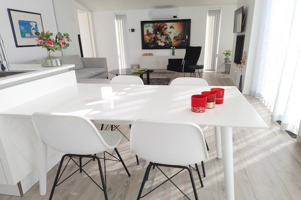 Woonkamer - Zeeuwse Retraite met Terras in Wemeldinge (4)