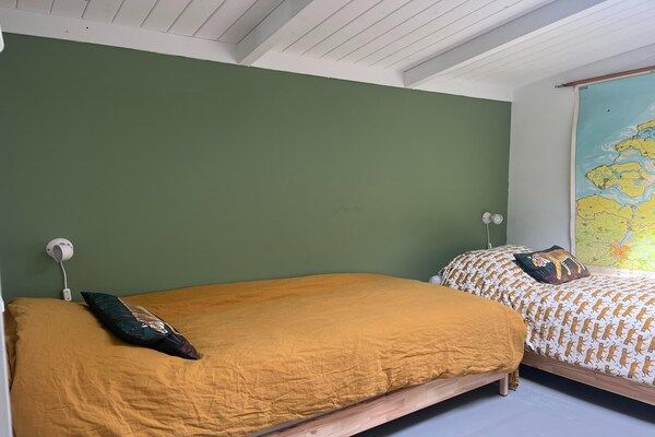 Slaapkamer - Vakantiehuis in Dishoek bij Zuidstrand in Koudekerke-Dishoek (5)