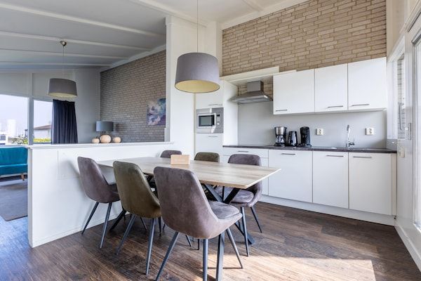 Keuken - Vakantiehuis in Kamperland bij het Strand in Kamperland (5)