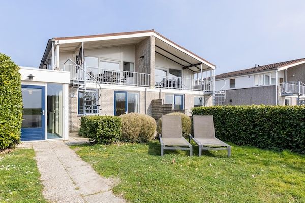 Buitenkant - Vakantiehuis in Kamperland bij het Strand in Kamperland (2)
