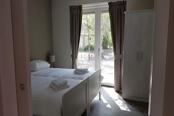 Slaapkamer - Gezellige villa midden in de Achterhoek in Almen (1)