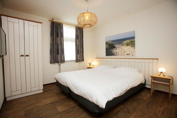 Slaapkamer - Vakantiehuis op Texel met Tuin in De Koog (5)