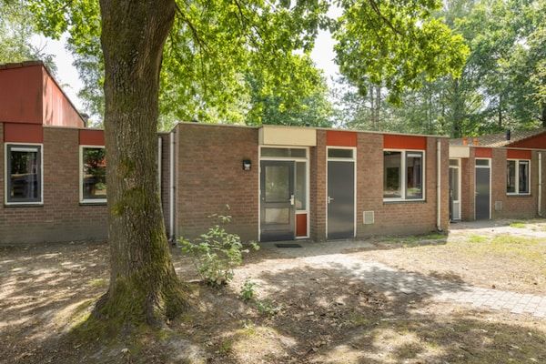 Buitenkant - half vrijstaande bungalow in Weert in Weert (1)