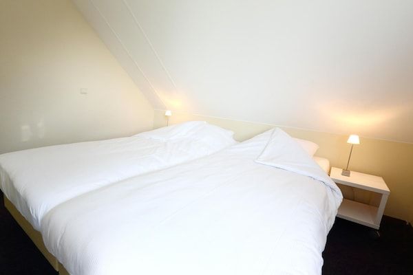 Slaapkamer - Netjes huis nabij Emslandermeer in Vlagtwedde (5)