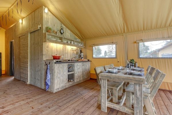 Keuken - Appartement in Nederland bij natuur in Uden (3)