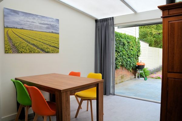 Eetkamer - Charmante tuinretraite in Noordwijkerhout (3)