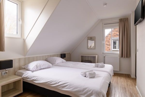 Slaapkamer - Villa in Maastricht voor gezinnen in Maastricht (2)