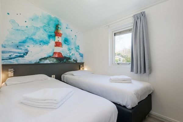 Slaapkamer - Chalet op Texel bij Strand en Zee in De Koog (4)