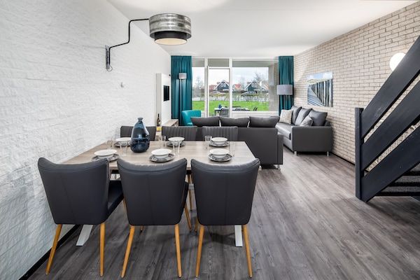 Eetkamer - Appartement in Aquadelta bij Faciliteiten in Bruinisse (5)
