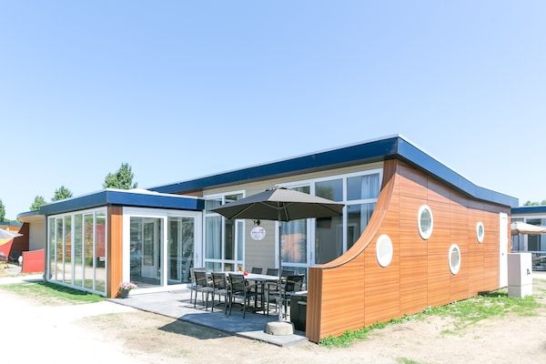 Buitenkant - Bungalow in Nederland met Toegankelijk Ontwerp in 's-Gravenzande (1)