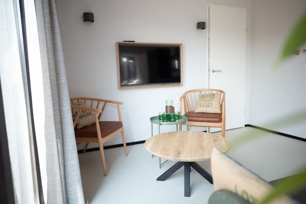 Woonkamer - Sea Lodge Zandvoort bij Noordzeestrand in Zandvoort (5)