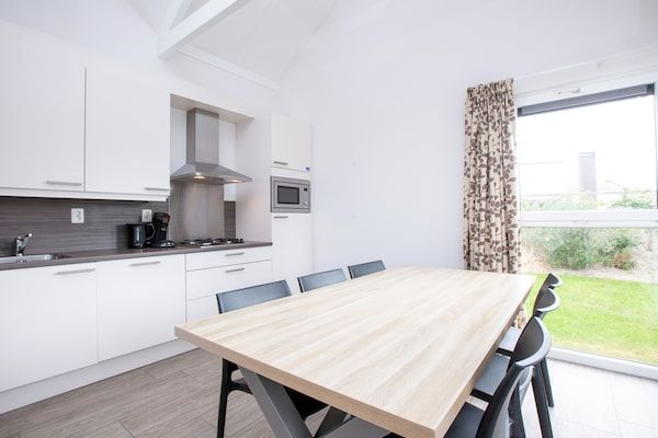 Keuken - Villa in Zeeland bij de duinen in Ouddorp (3)