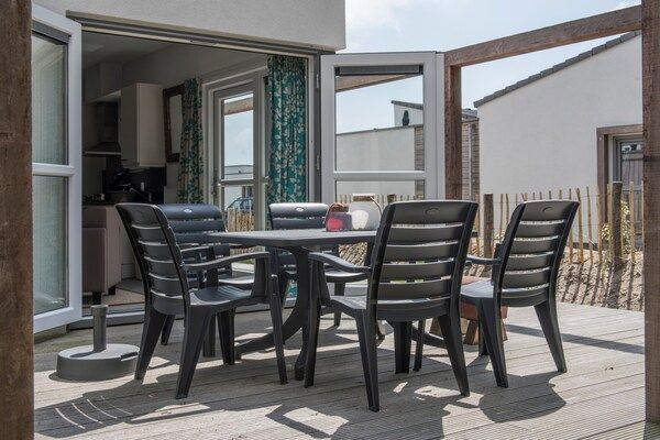 Terras - Duinvilla in Nederland dicht bij de kust in Ouddorp (5)