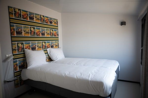 Slaapkamer - Sea Lodge in Zandvoort bij Noordzeestrand in Zandvoort (2)