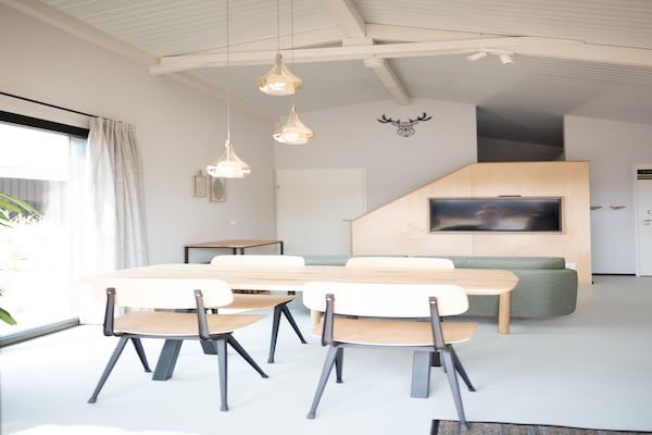 Woonkamer - Sea Lodge Zandvoort bij Noordzeestrand in Zandvoort (5)
